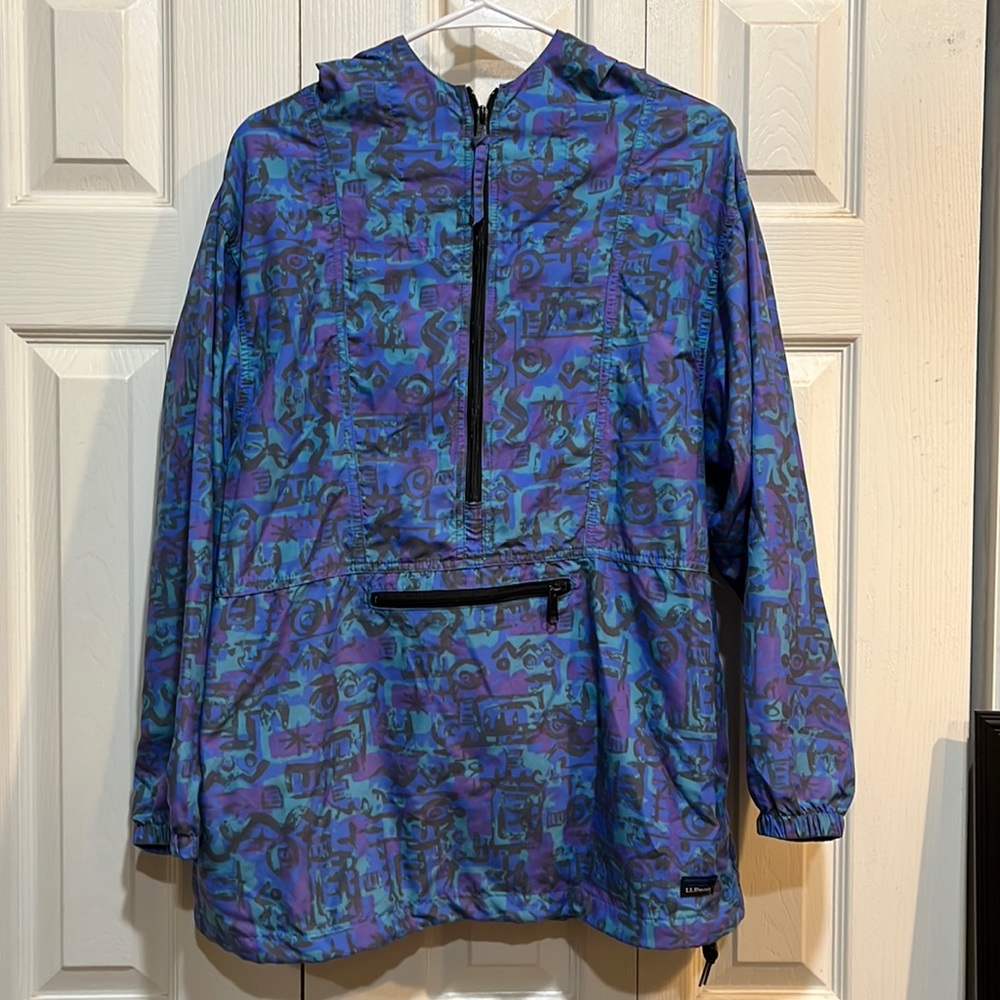 L. L. Bean pullover windbreaker. Medium.